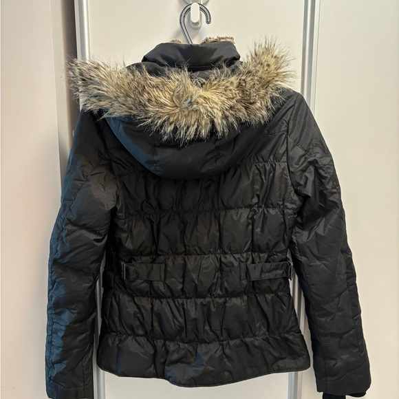 Eddie Bauer Winter Jacket with detachable Hood - Picture 3 of 8